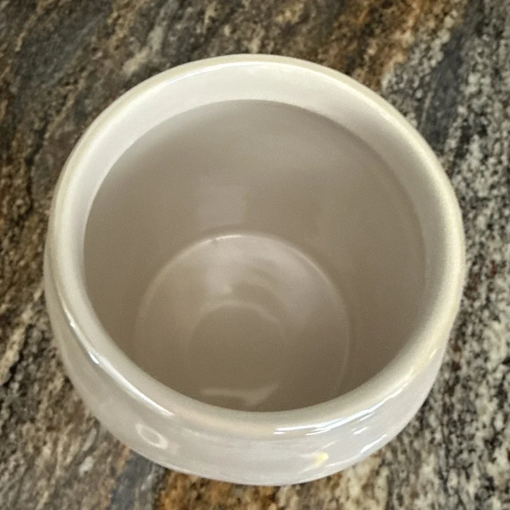 Canister-8